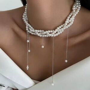 Ivory Muse Pearl Drip Choker |